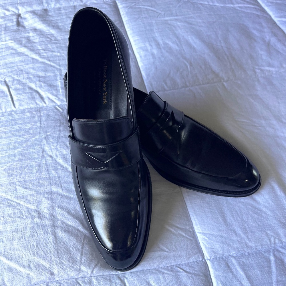 Black penny loafer size 9